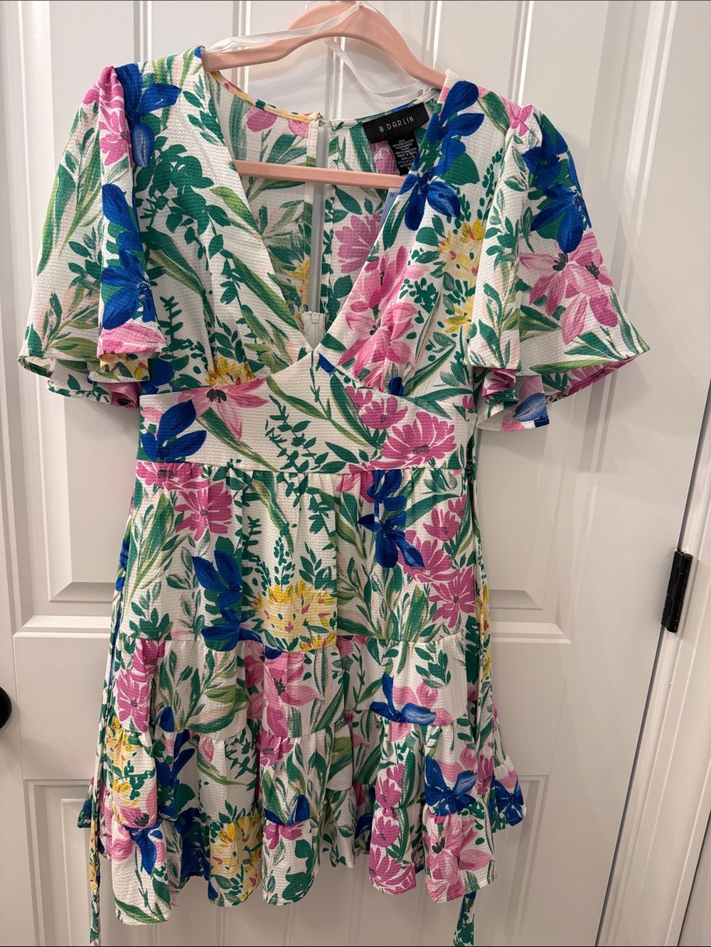 🔴 BB Dakota White Floral V-Neck Ruffle Sleeve Mini Dress - Pink, Blue & Green